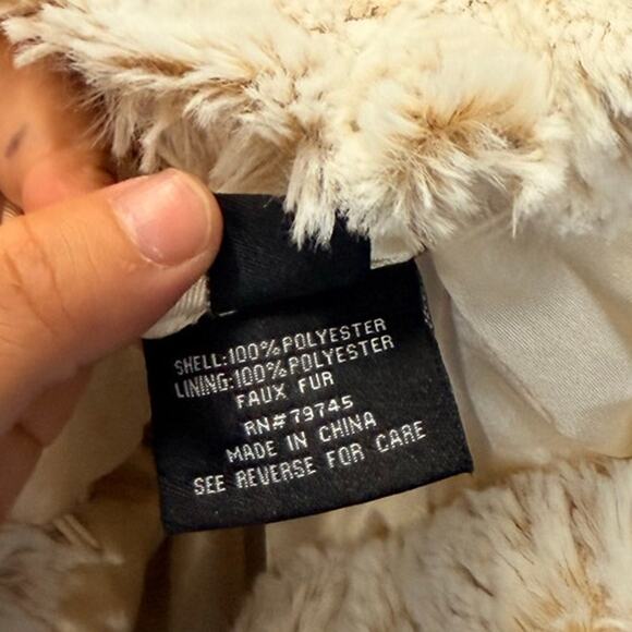 Dale Dressin Ruffle Open Front Faux Fur Coat Cream Small Statement Old Hollywood - Picture 5 of 6